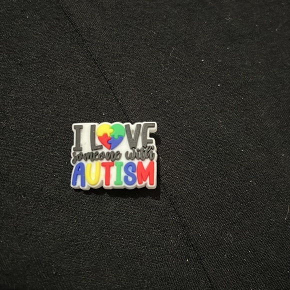 Set of Autism Awareness Croc Charms - Picture 6 of 9